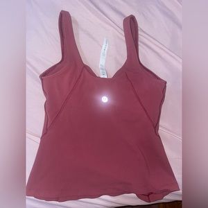 Align tank Waist-Length in mulled wine